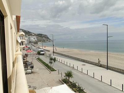 Luxuoso Apartamento Na Praia Sesimbra Eksteriør bilde